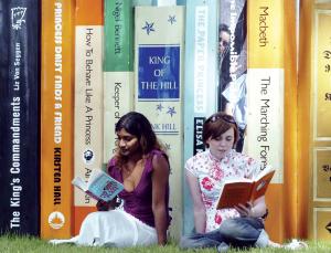 Can't put it down? (Image: Christopher Jackson/Getty)