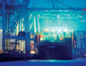 What's on board? (Image: Elbe and Flut/Plainpicture)